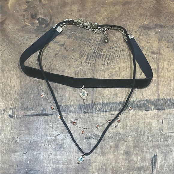 Jewelry - Black and Gold Layered Choker Necklace